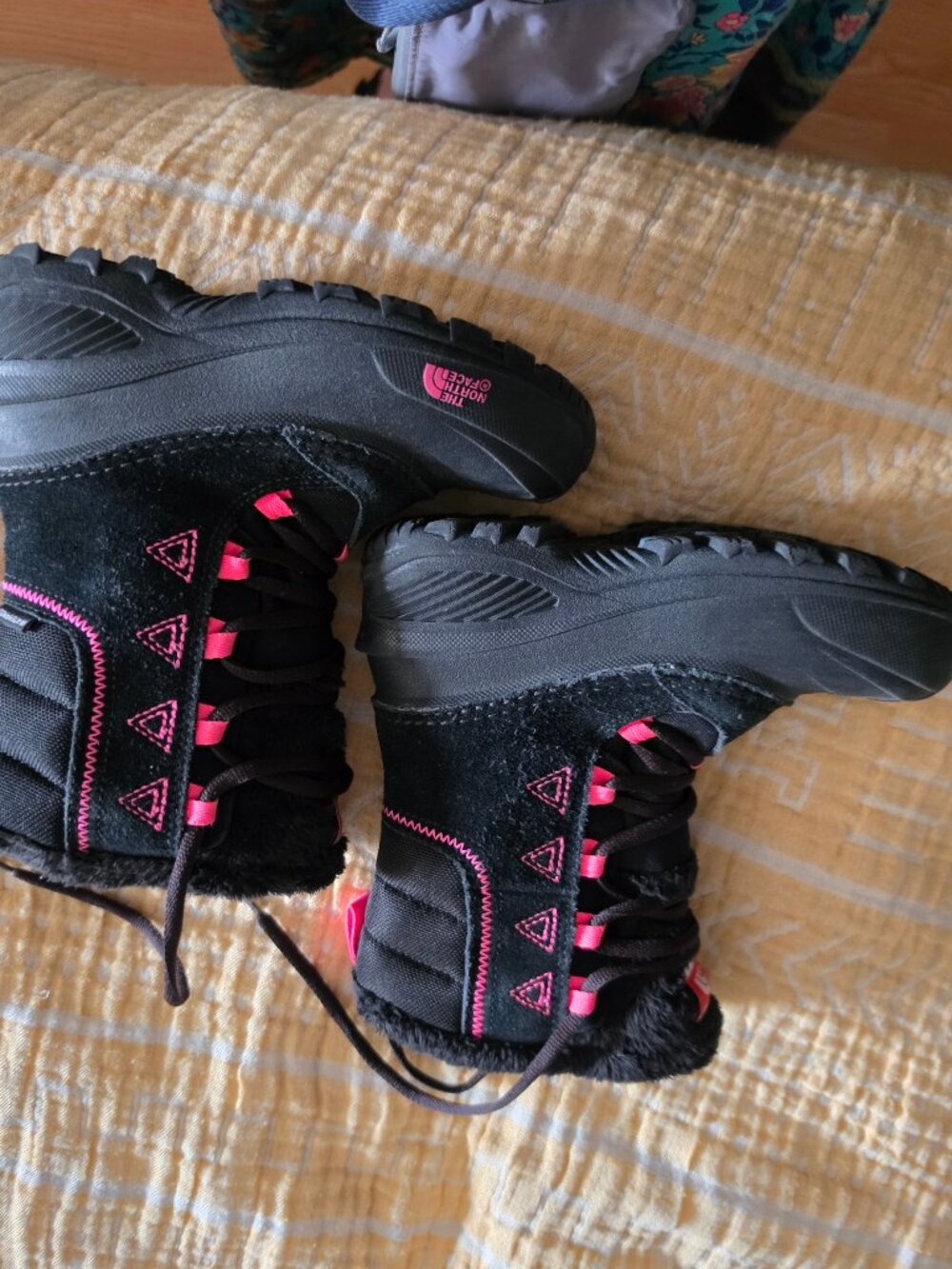 • The North Face Girls Shellista Lace II Insulated Winter Boots Size 13